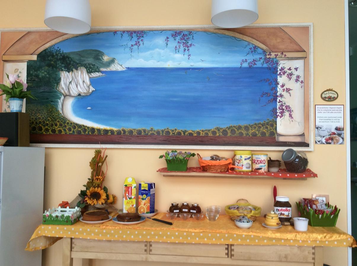 Locanda Del Picchio Loreto Exterior photo